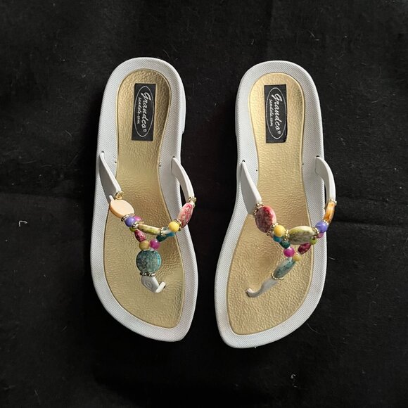 Grandco Thong Beaded Flip Flops Size 8* - Picture 1 of 7